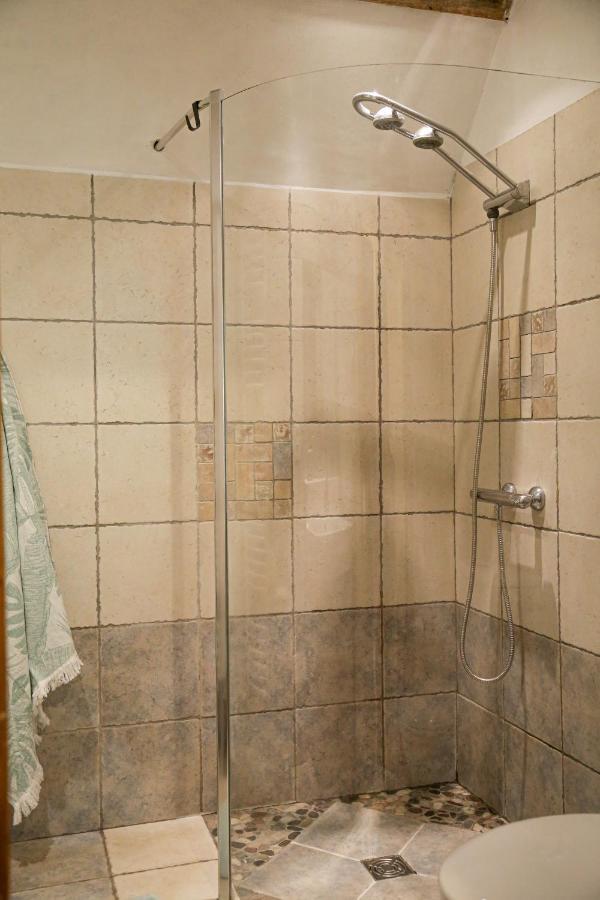 Domaine Du Bourg Salon Bed & Breakfast エクステリア 写真